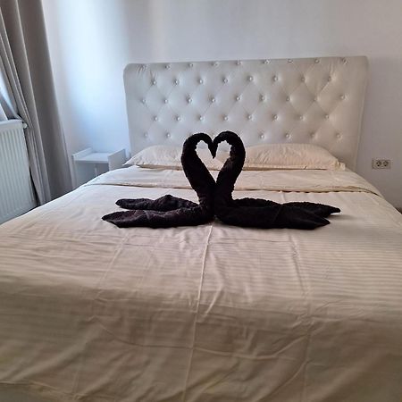 Roşu Luxury Daniel Apartament Residence Militari מראה חיצוני תמונה