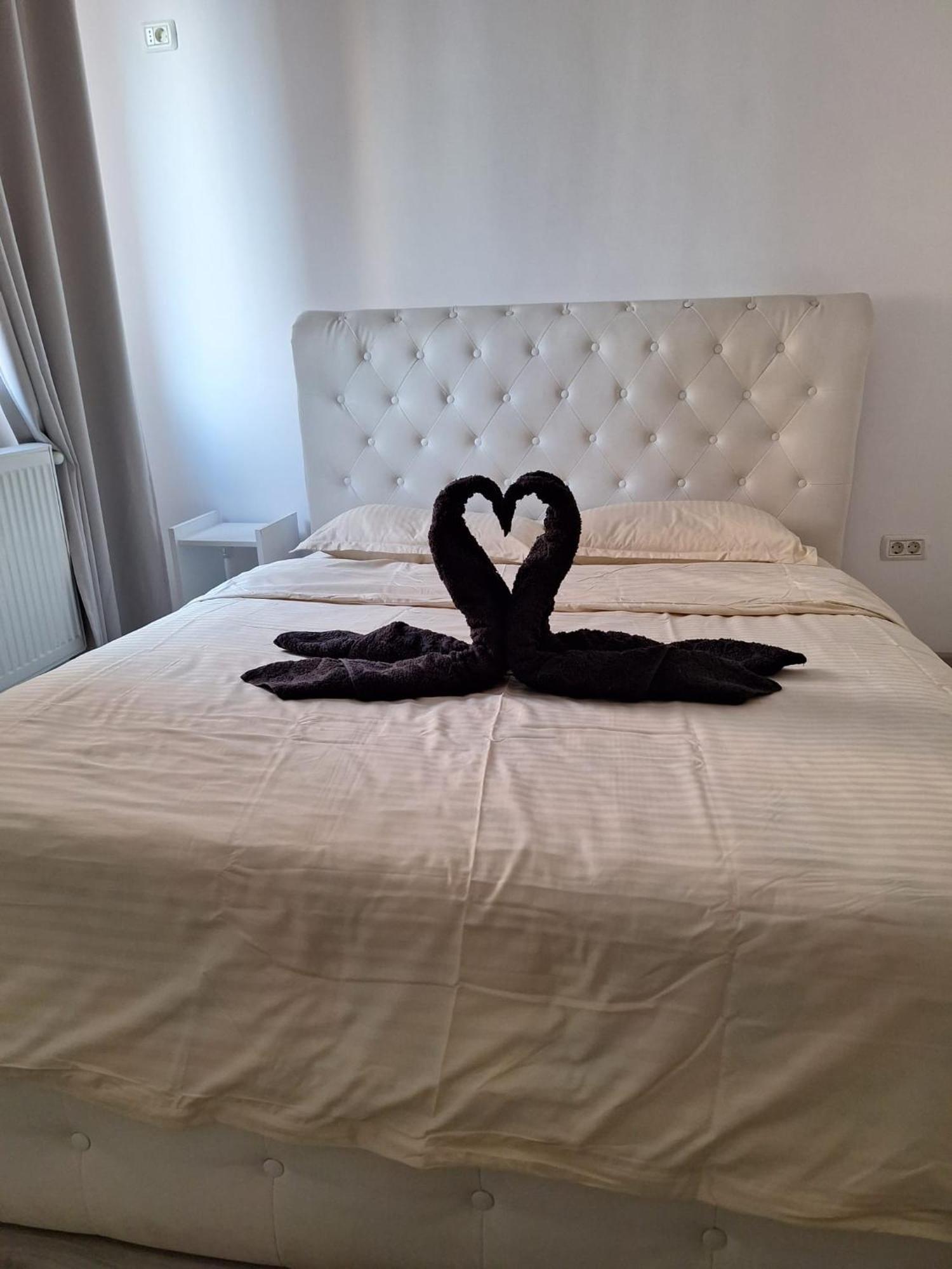 Roşu Luxury Daniel Apartament Residence Militari מראה חיצוני תמונה